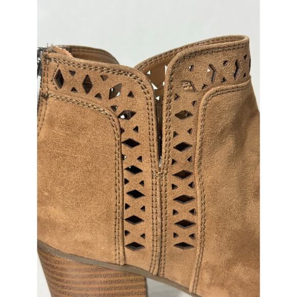 Indigo Rd. Women's Ankle Booties tan / brown with heel size 6.5 - Picture 5 of 14